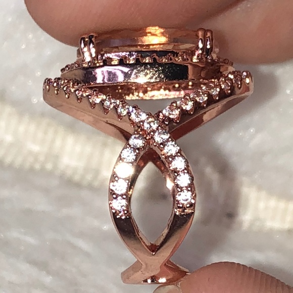 Oval-Cut Morganite and Sapphire Engagement Ring - Picture 2 of 5